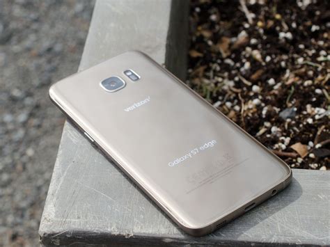 Samsung Galaxy S7 edge review: Bigger and better in .
